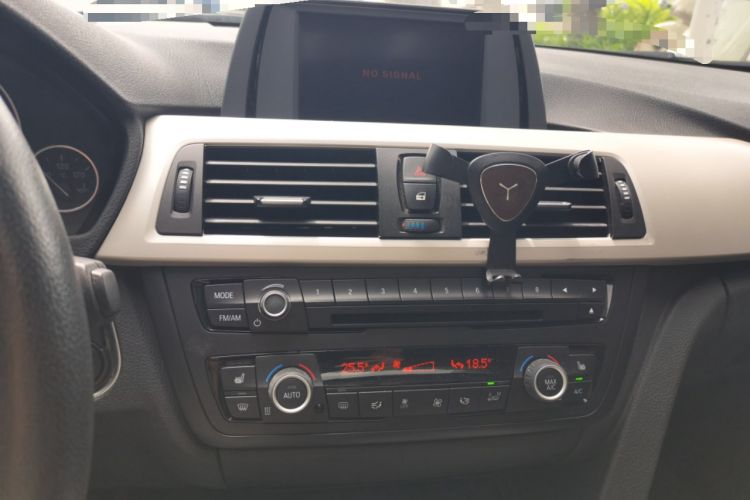 Used BMW 3 Series 2015 320Li Fashion Model Audio And AC Panel