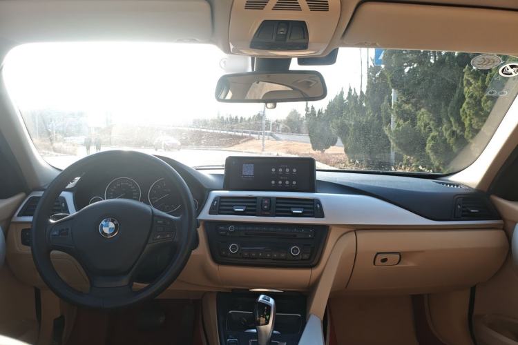 Used BMW 3 Series 2015 320Li Luxury Edition Fashion Model Center Console
