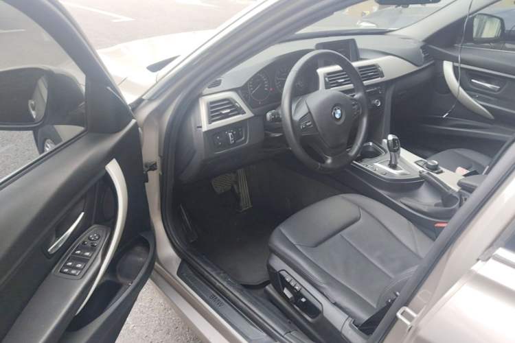 Used BMW 3 Series 2015 320Li Luxury Edition Fashion Model Driver Seat