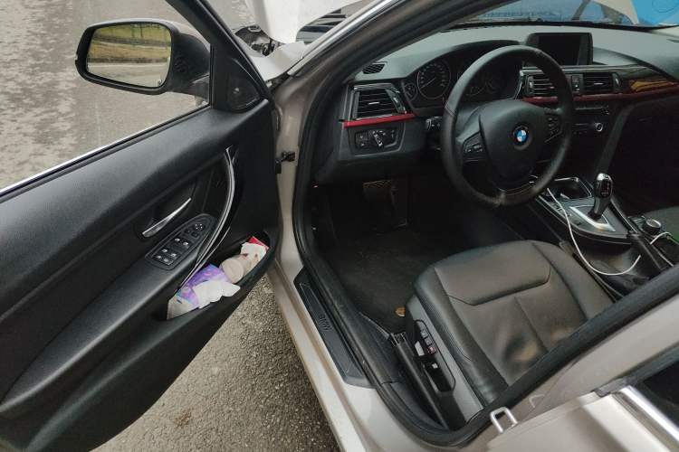 Used BMW 3 Series 2015 320Li Luxury Edition Fashion Model Driver Seat