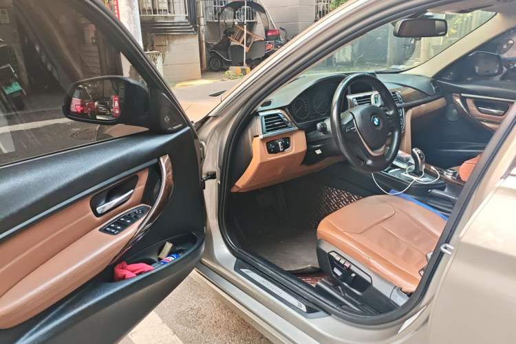 Used BMW 3 Series 2015 320Li Luxury Design Package Driver Seat