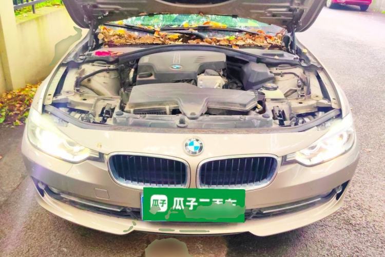 Used BMW 3 Series 2015 320Li Fashion Model Engine Bay
