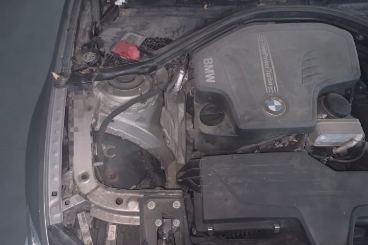 Used BMW 3 Series 2015 320Li Luxury Edition Fashion Model Engine Bay Right