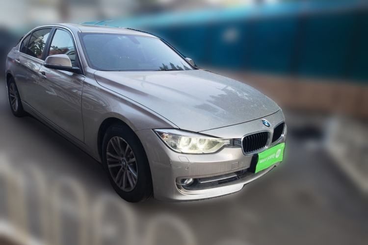 Used BMW 3 Series 2015 320Li Luxury Edition Fashion Model Front Right 45 Deg