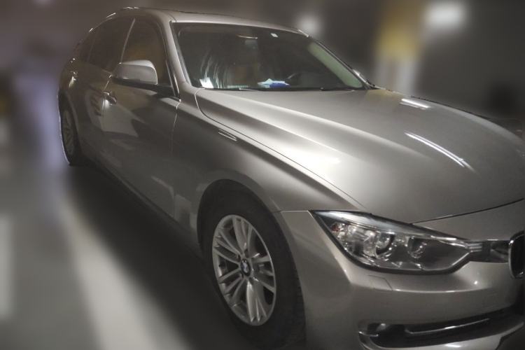 Used BMW 3 Series 2015 320Li Luxury Edition Fashion Model Front Right 45 Deg