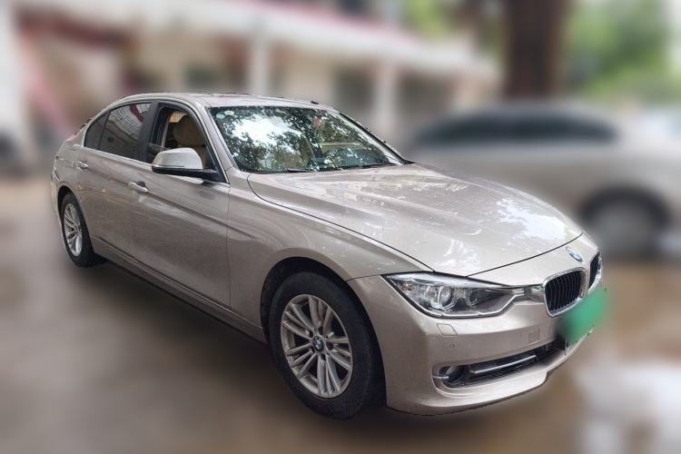 Used BMW 3 Series 2015 320Li Fashion Model Front Right 45 Deg