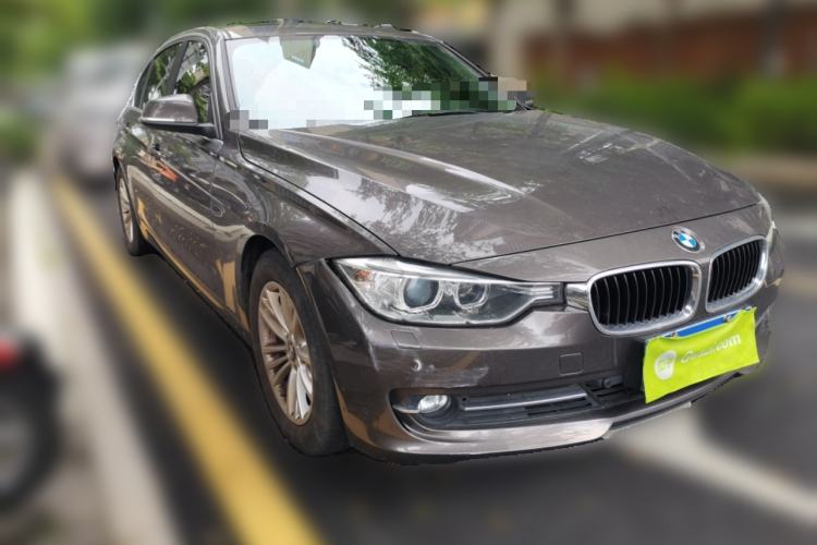 Used BMW 3 Series 2015 320Li Fashion Model Front Right 45 Deg