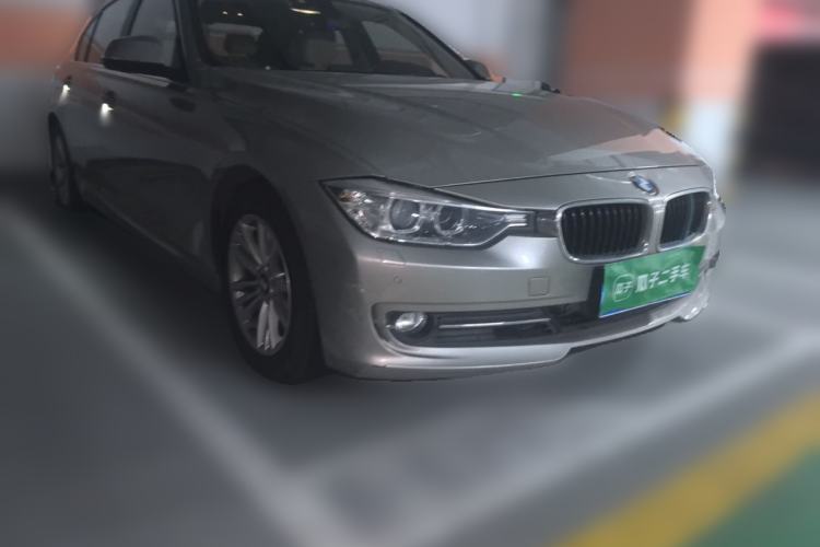 Used BMW 3 Series 2015 320Li Luxury Edition Fashion Model Front Right 45 Deg