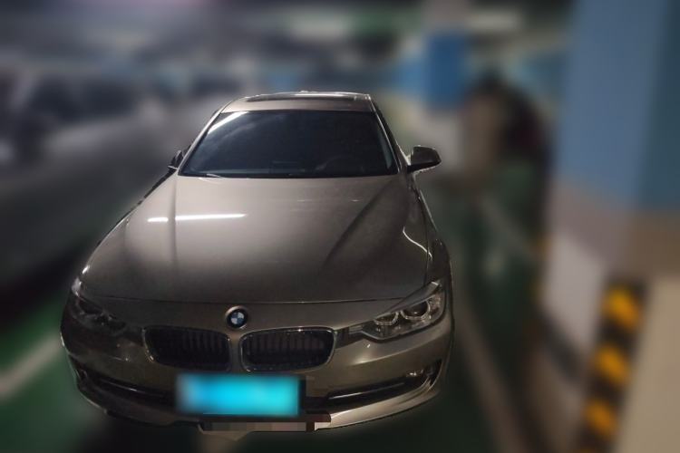 Used BMW 3 Series 2015 320Li Fashion Model Front Right 45 Deg
