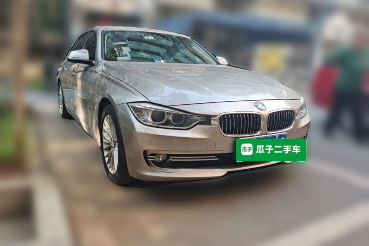 Used BMW 3 Series 2015 320Li Luxury Design Package Front Right 45 Deg