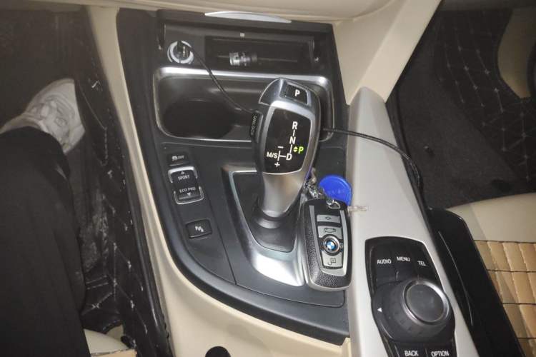 Used BMW 3 Series 2015 320Li Luxury Edition Fashion Model Gear Lever
