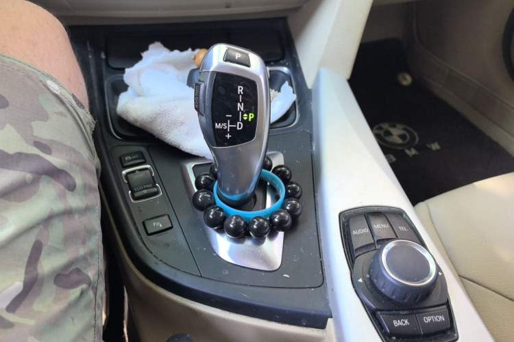 Used BMW 3 Series 2015 320Li Fashion Model Gear Lever