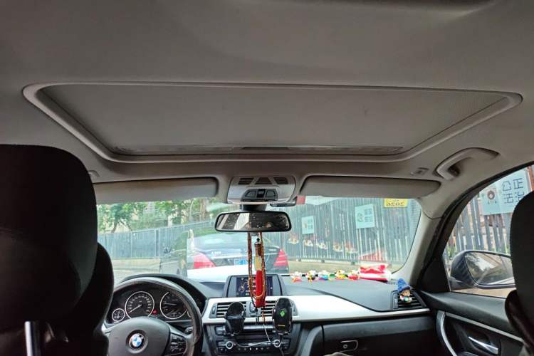 Used BMW 3 Series 2015 320Li Fashion Model Headliner