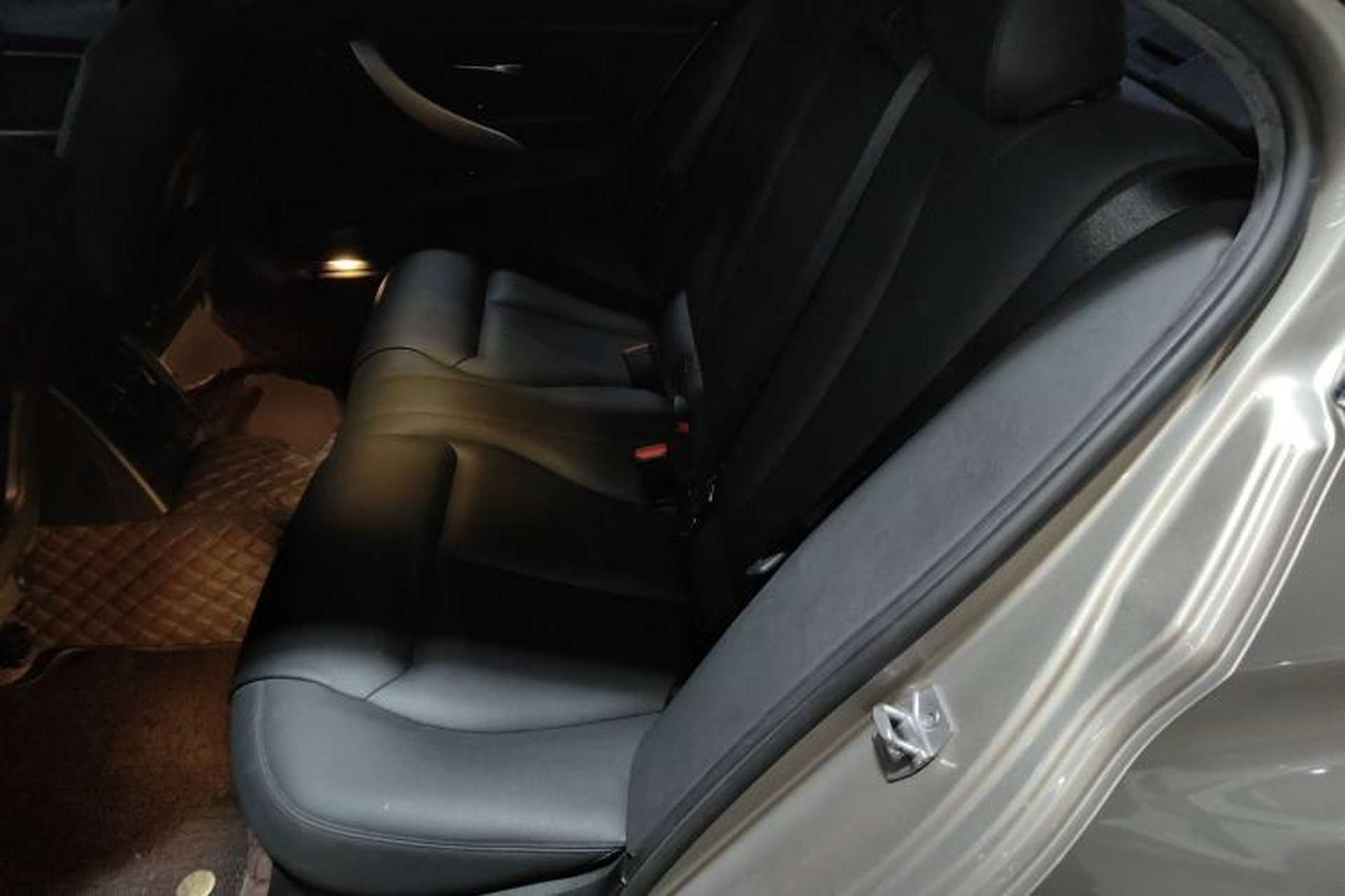 Used BMW 3 Series 2015 320Li Luxury Edition Fashion Model Interior 4