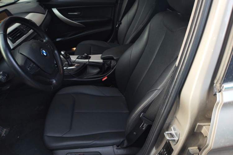 Used BMW 3 Series 2015 320Li Luxury Edition Fashion Model Left Front Seat