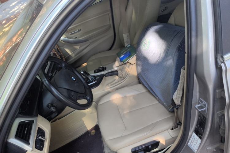 Used BMW 3 Series 2015 320Li Fashion Model Left Front Seat