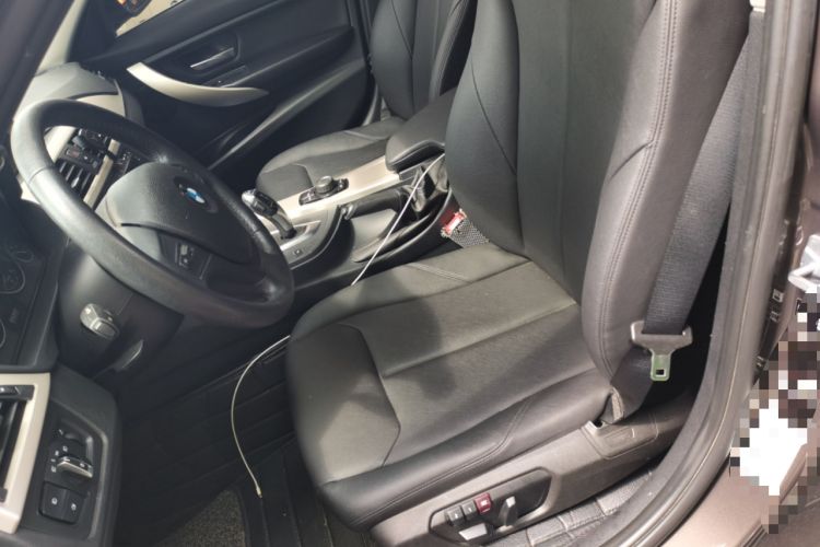 Used BMW 3 Series 2015 320Li Fashion Model Left Front Seat