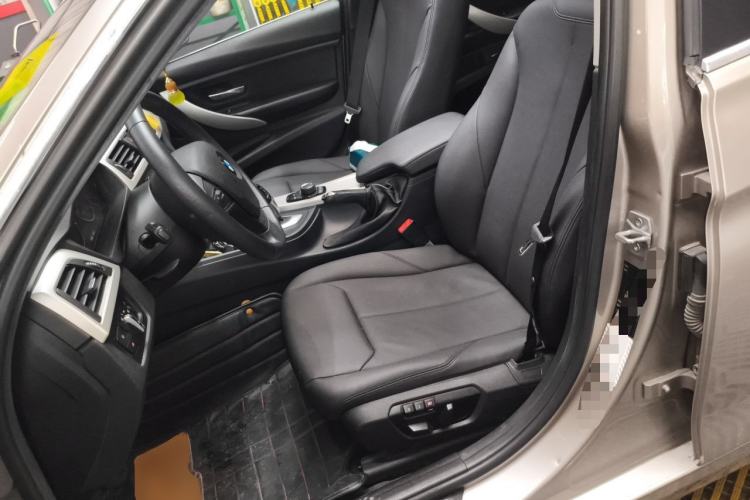 Used BMW 3 Series 2015 320Li Luxury Edition Fashion Model Left Front Seat