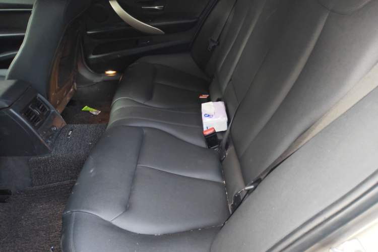 Used BMW 3 Series 2015 320Li Luxury Edition Fashion Model Left Rear Seat