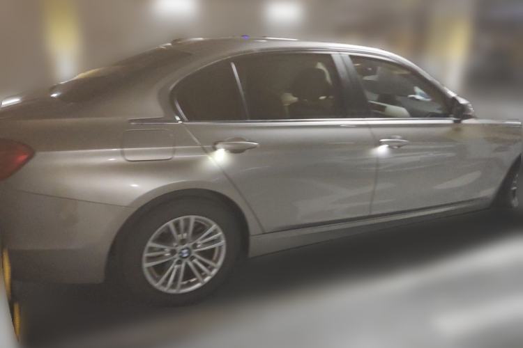 Used BMW 3 Series 2015 320Li Luxury Edition Fashion Model Rear Right 45 Deg