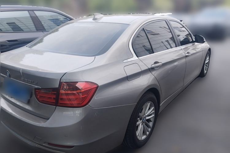Used BMW 3 Series 2015 320Li Luxury Edition Fashion Model Rear Right 45 Deg