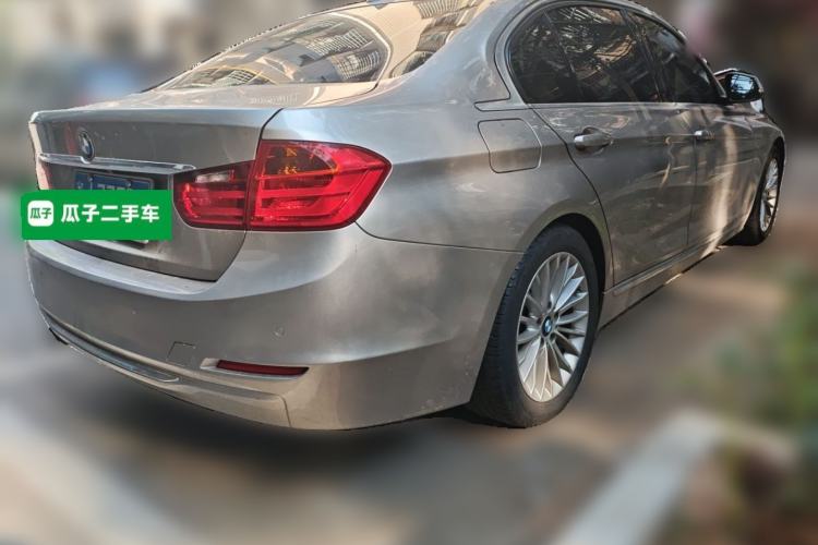 Used BMW 3 Series 2015 320Li Luxury Design Package Rear Right 45 Deg