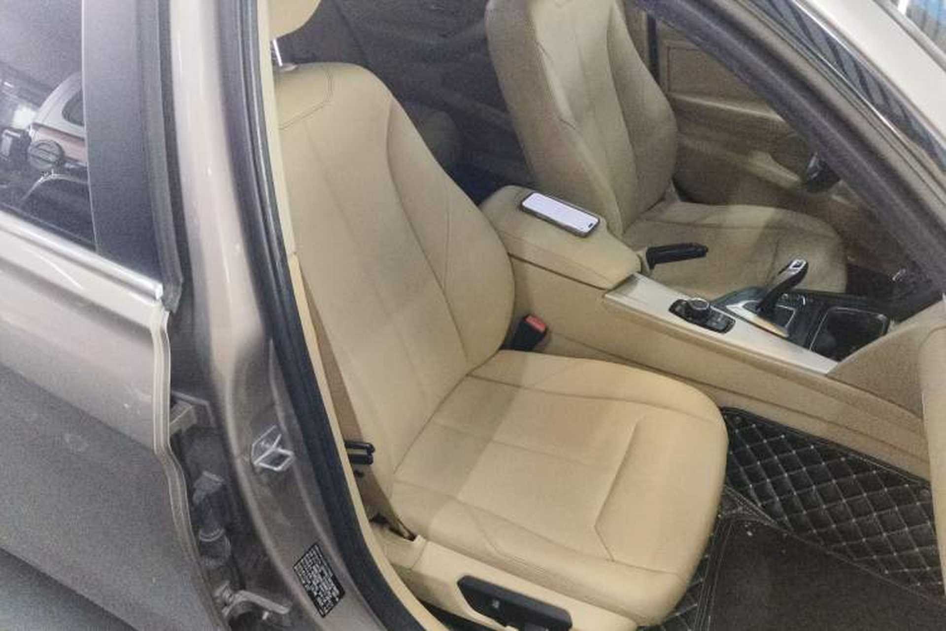 Used BMW 3 Series 2015 320Li Fashion Model Right Front Seat