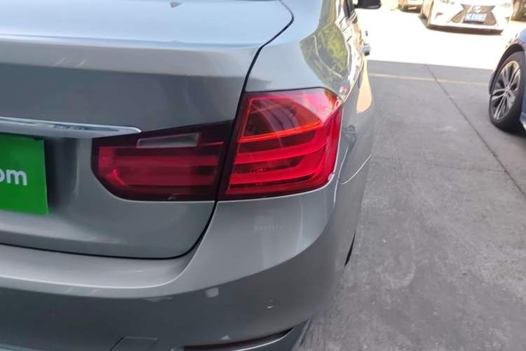 Used BMW 3 Series 2015 320Li Fashion Model Right Rear Taillight