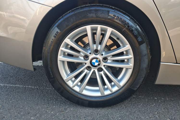 Used BMW 3 Series 2015 320Li Luxury Edition Fashion Model Right Rear Wheel Hub
