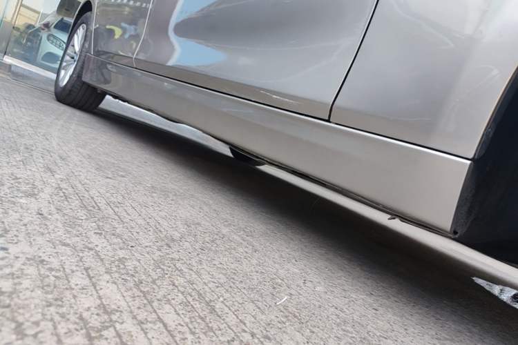 Used BMW 3 Series 2015 320Li Fashion Model Right Side Sill
