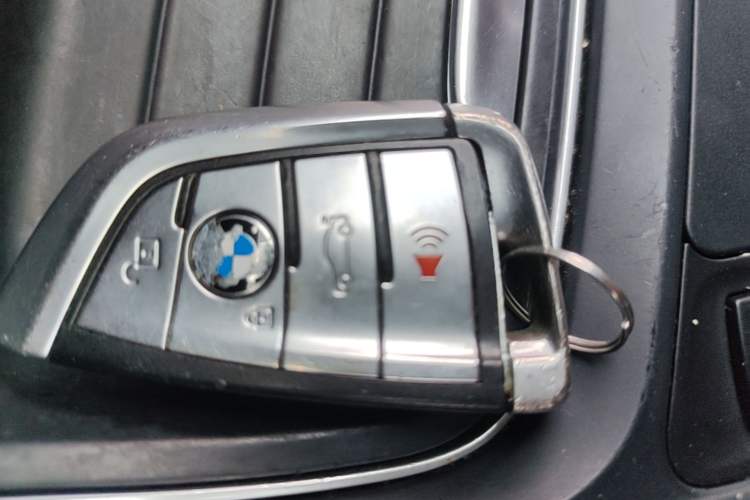 Used BMW 3 Series 2015 320Li Fashion Model Vehicle Key