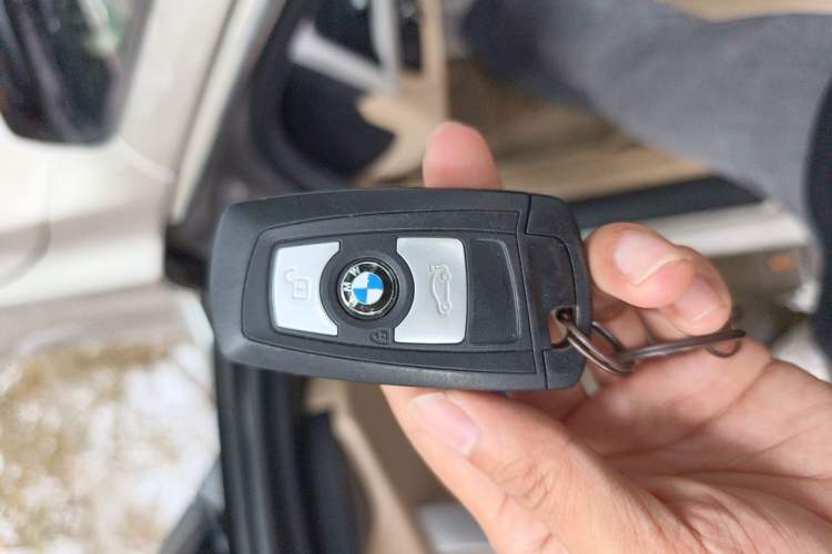 Used BMW 3 Series 2015 320Li Fashion Model Vehicle Key