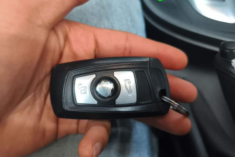 Used BMW 3 Series 2015 320Li Luxury Edition Fashion Model Vehicle Key