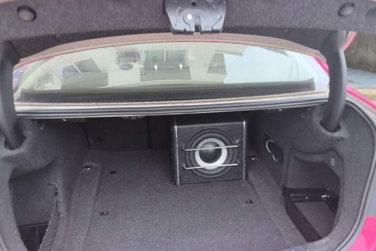 Used BMW 3 Series 2015 320i Fashion Model Trunk