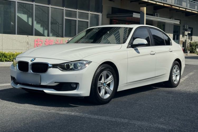 BMW 3 Series 2015 320i Luxury Line Stylish Edition d’occasion Guazi used car, China used car export, Used car for sale, Used cars, Cheapest cars for sale