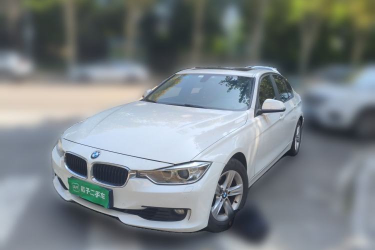 Used BMW 3 Series 2015 320i Luxury Line Stylish Edition Guazi used car, China used car export, Used car for sale, Used BMW cars, Cheapest cars for sale