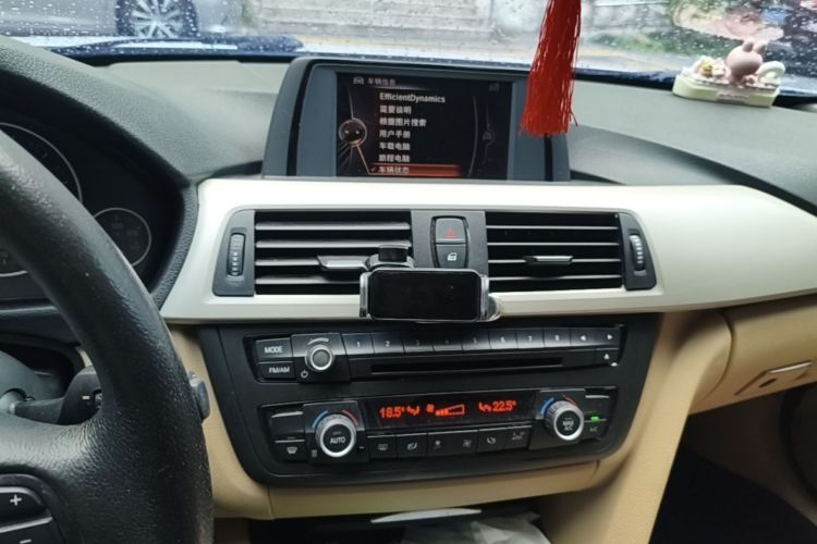 Used BMW 3 Series 2015 320Li Luxury Edition Fashion Model Audio And AC Panel