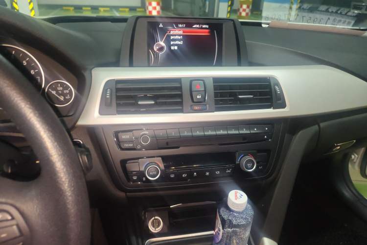 Used BMW 3 Series 2015 320Li Fashion Model Audio And AC Panel