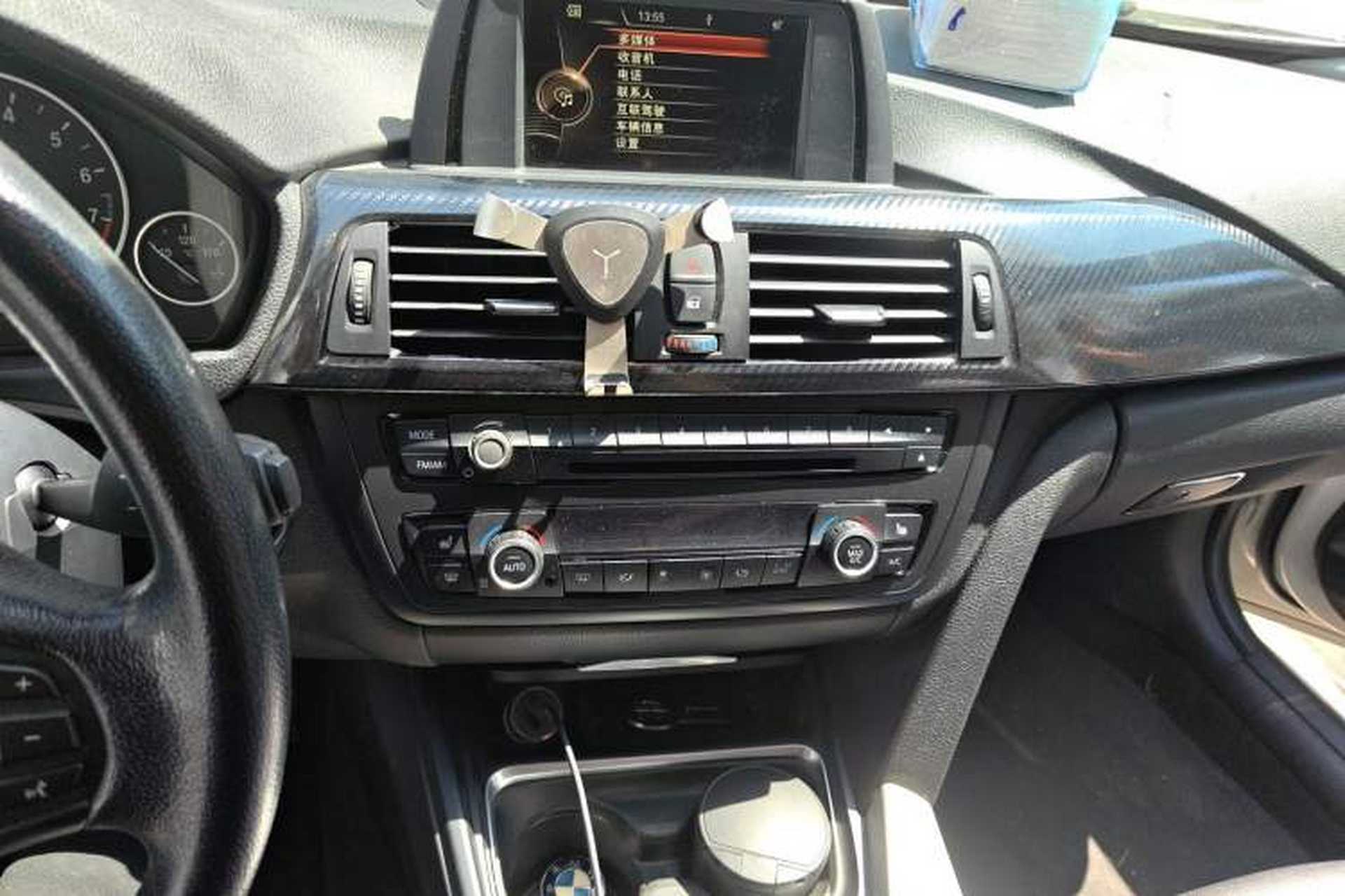 Used BMW 3 Series 2015 320i Fashion Model Audio And AC Panel