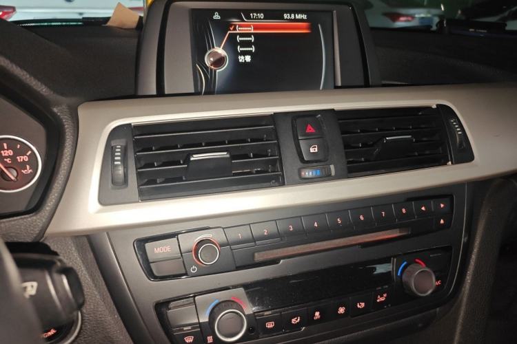 Used BMW 3 Series 2015 320Li Fashion Model Audio And AC Panel