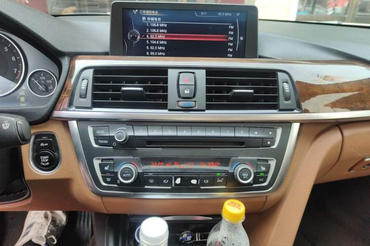 Used BMW 3 Series 2015 320Li Luxury Design Package Premium Edition Audio And AC Panel
