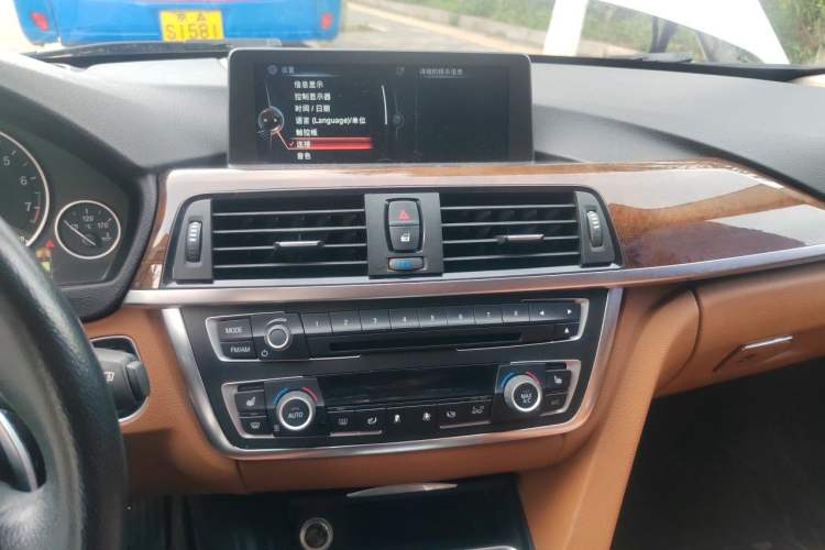 Used BMW 3 Series 2015 328Li Luxury Design Package Audio And AC Panel