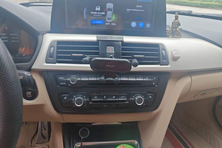 Used BMW 3 Series 2015 316Li Fashion Model Audio And AC Panel