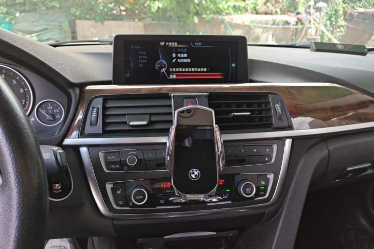 Used BMW 3 Series 2015 320Li Luxury Design Package Audio And AC Panel