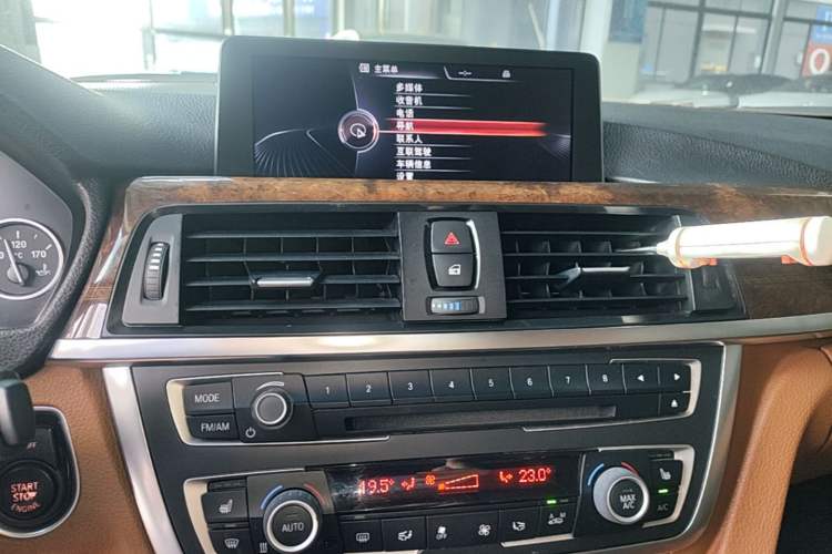 Used BMW 3 Series 2015 320Li Luxury Design Package Premium Edition Audio And AC Panel