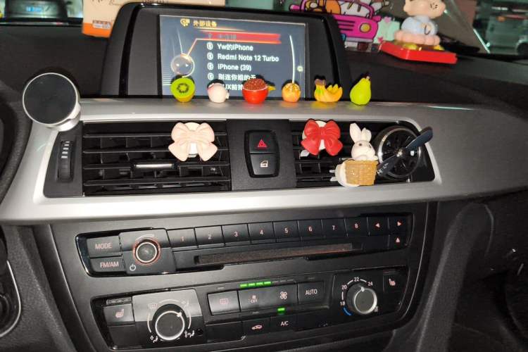 Used BMW 3 Series 2015 316Li Fashion Model Audio And AC Panel