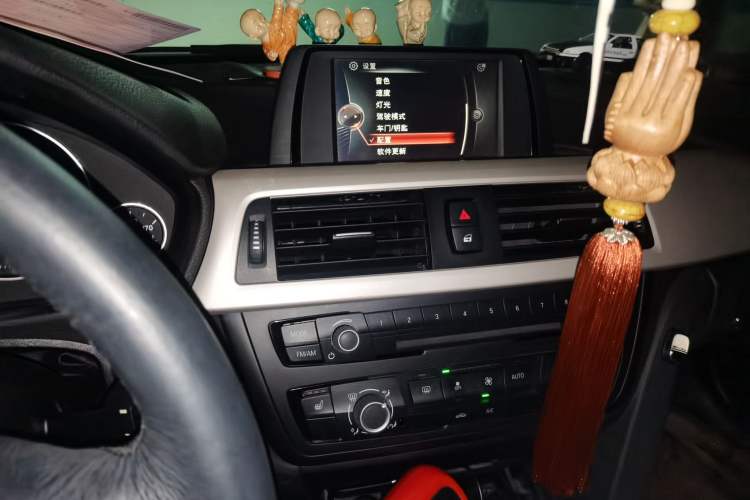Used BMW 3 Series 2015 316Li Fashion Model Audio And AC Panel