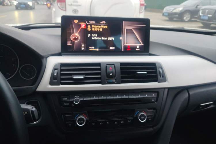 Used BMW 3 Series 2015 320Li Fashion Model Audio And AC Panel