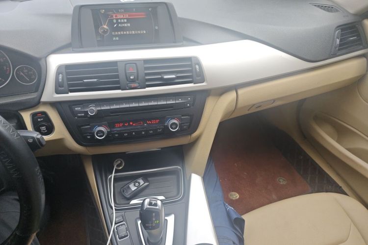 Used BMW 3 Series 2015 320Li Fashion Model Audio And AC Panel
