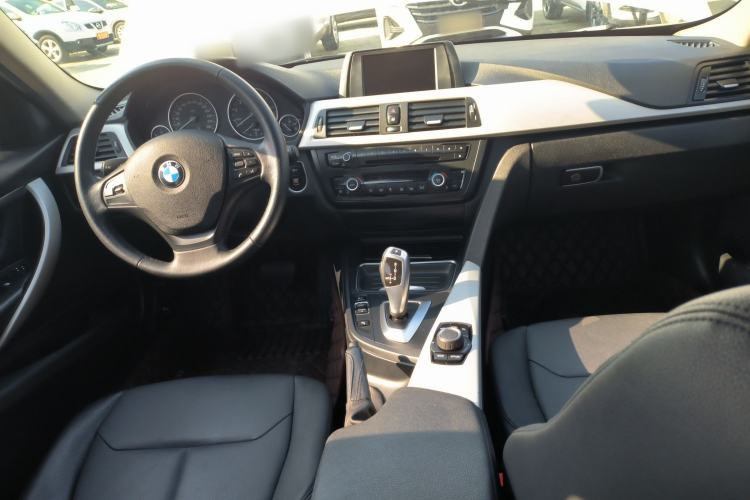 Used BMW 3 Series 2015 320Li Luxury Edition Fashion Model Center Console